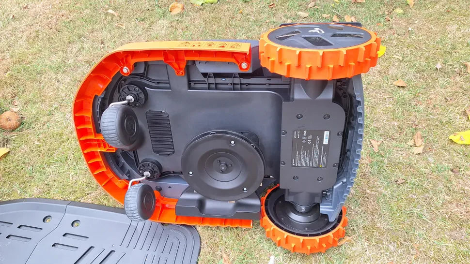 Segway Navimow X350A - 5000m2 Robotic mower