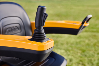 Stiga Gyro 700e ‘Drive-by-Wire’ Electric Battery-Powered Axial Ride-On Lawnmower