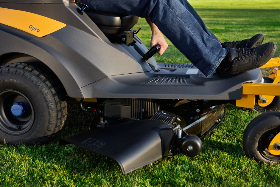 Stiga Gyro 500e ‘Drive-by-Wire’ Electric Battery-Powered Axial Ride-On Lawnmower