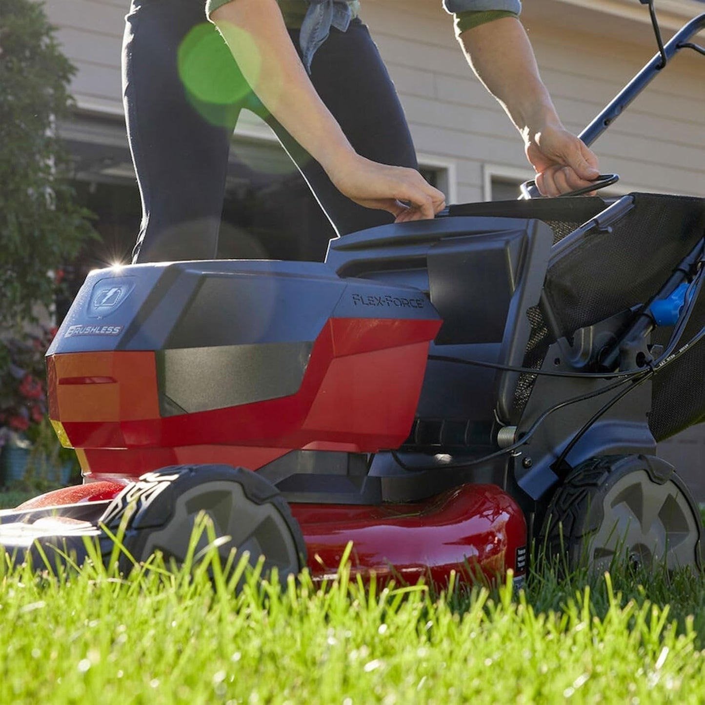 Toro Super Recycler 21″ 60V Battery Personal Pace Mower