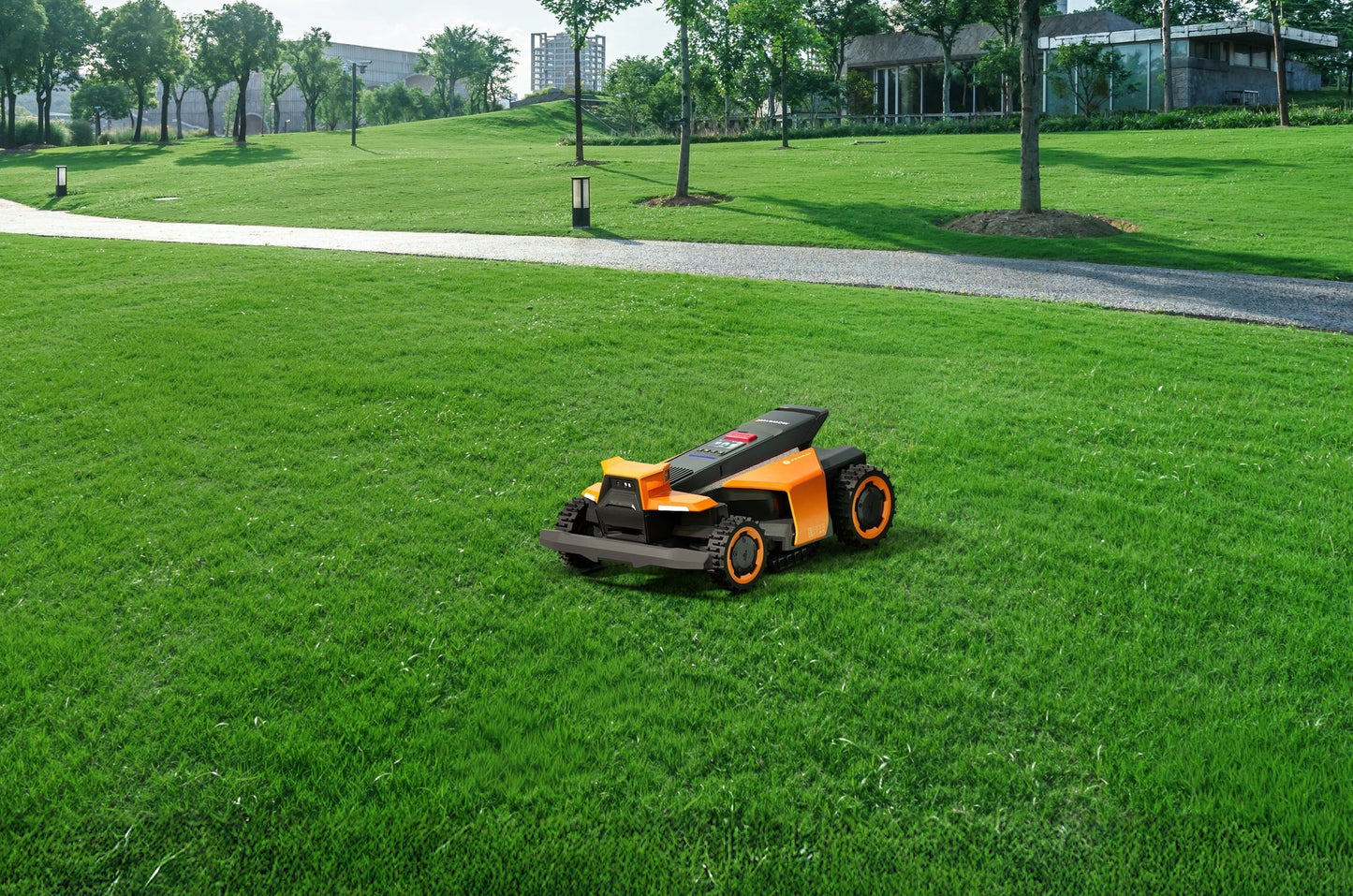 Segway Navimow Terranox 12,000m2 AWD - Pre order for August delivery